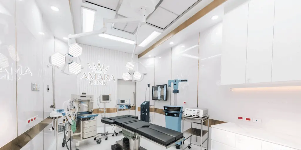 ดูดไขมัน เติมไขมัน Amara Liposuction Center (เอมาร่า คลินิก) โดยแพทย์ผู้มีประสบการณ์